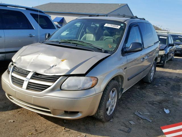 1D4GP45R25B281676 - 2005 DODGE CARAVAN SX GOLD photo 2