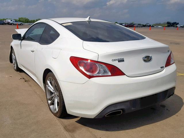 KMHHU6KH0BU052541 - 2011 HYUNDAI GENESIS CO WHITE photo 3