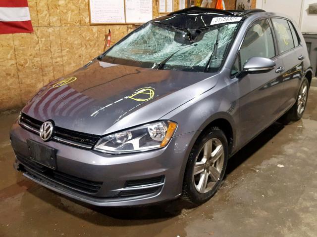 3VW217AU8HM002973 - 2017 VOLKSWAGEN GOLF S CHARCOAL photo 2