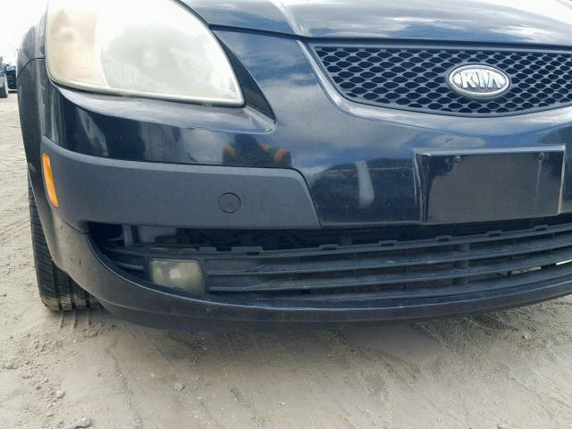 KNADE163266082830 - 2006 KIA RIO 5 BLACK photo 9