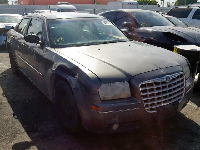 2C3LA53G78H258642 - 2008 CHRYSLER 300 TOURIN GRAY photo 1