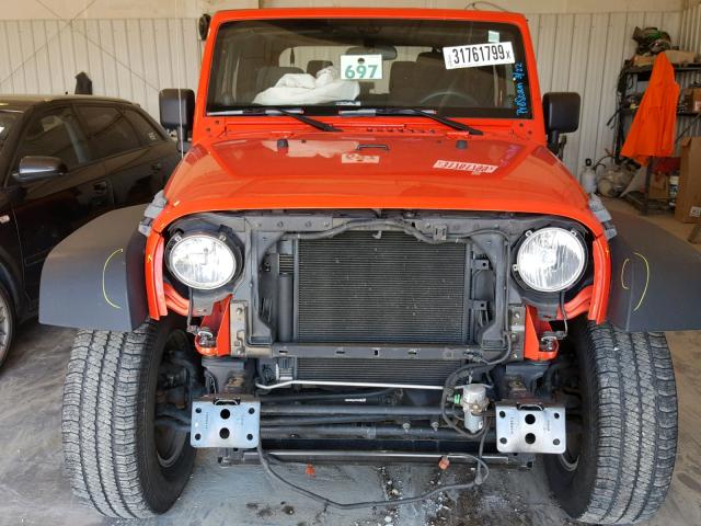 1C4AJWAG9DL579879 - 2013 JEEP WRANGLER S RED photo 9