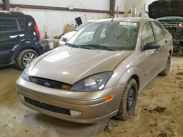 1FAFP34303W322740 - 2003 FORD FOCUS SE C GOLD photo 2