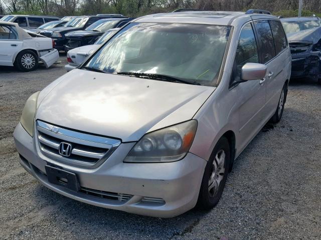 5FNRL38755B011635 - 2005 HONDA ODYSSEY EX SILVER photo 2