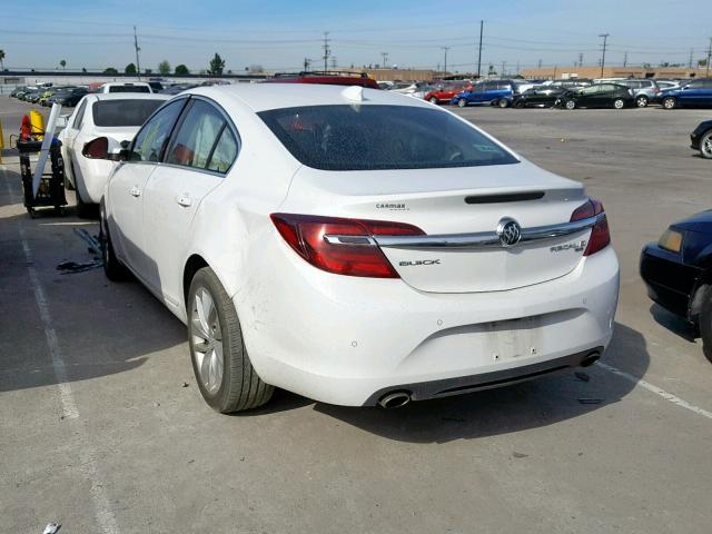 2G4GR5EX3G9162272 - 2016 BUICK REGAL PREM WHITE photo 3