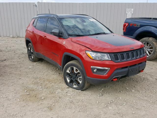 3C4NJDDB7JT238843 - 2018 JEEP COMPASS TR RED photo 1