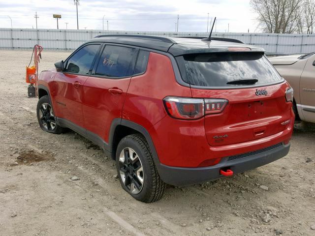 3C4NJDDB7JT238843 - 2018 JEEP COMPASS TR RED photo 3