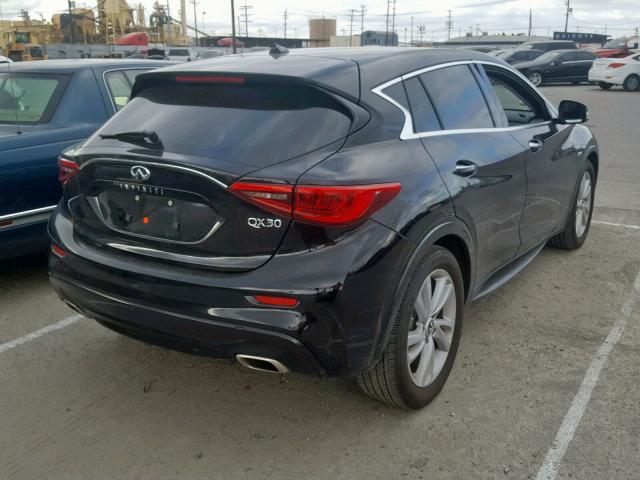 SJKCH5CP8JA049404 - 2018 INFINITI QX30 BASE BLACK photo 4