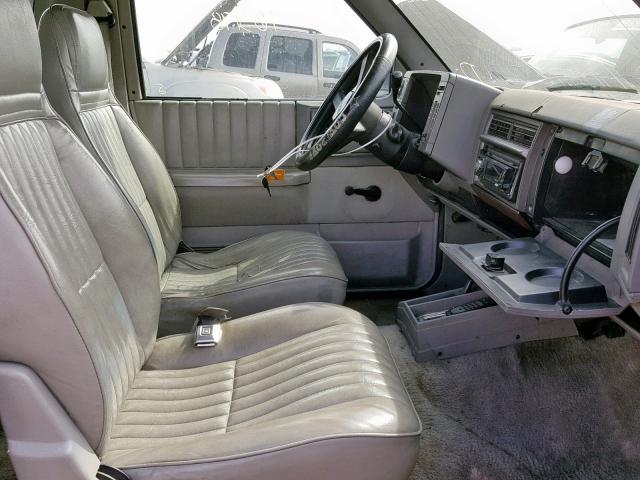 1GNCT18W1P0164331 - 1993 CHEVROLET BLAZER S10 SILVER photo 5