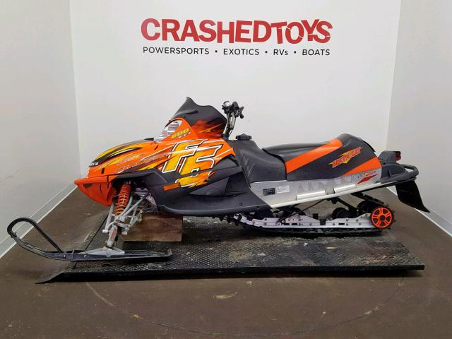 4UF06SNW36T124206 - 2006 ARCTIC CAT SNOWMOBILE ORANGE photo 3