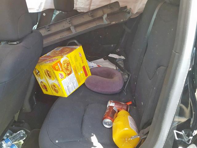 ZACCJAAH3HPF97008 - 2017 JEEP RENEGADE S 黑色 照片 6