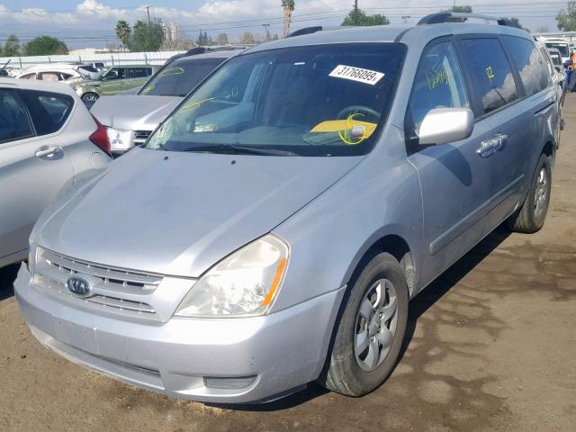 KNDMG4C36A6357630 - 2010 KIA SEDONA LX SILVER photo 2