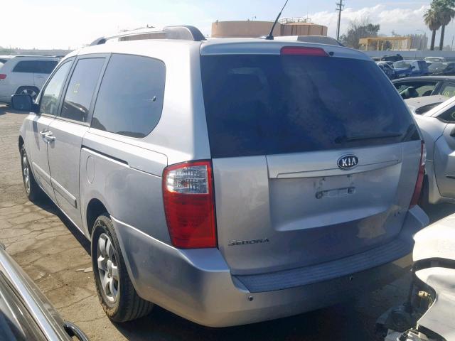 KNDMG4C36A6357630 - 2010 KIA SEDONA LX SILVER photo 3