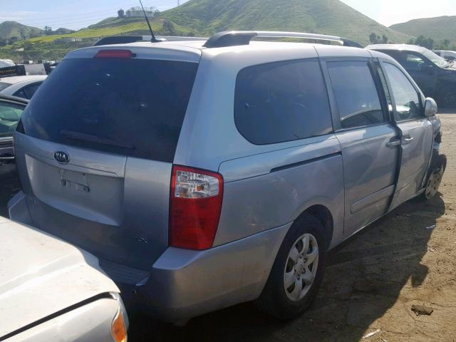 KNDMG4C36A6357630 - 2010 KIA SEDONA LX SILVER photo 4