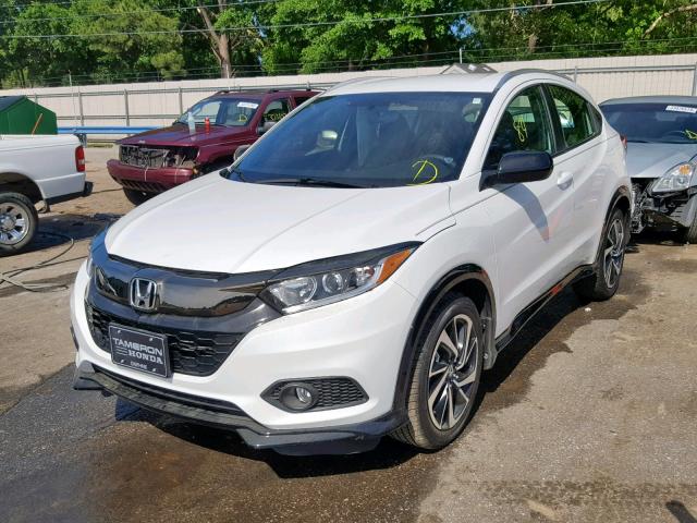 3CZRU5H17KM705488 - 2019 HONDA HR-V SPORT WHITE photo 2