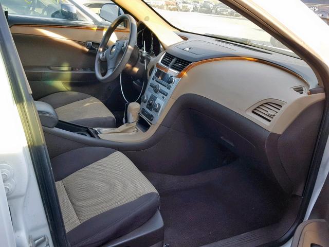 1G1ZC5E04CF346616 - 2012 CHEVROLET MALIBU 1LT თეთრი ფოტო 5