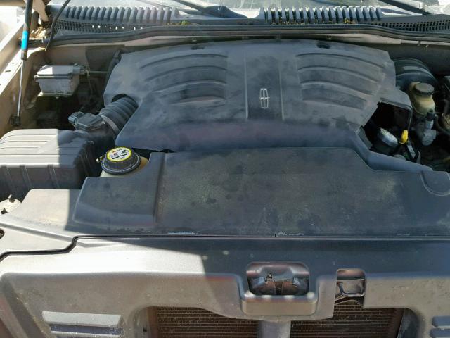 5LMEU68H14ZJ40379 - 2004 LINCOLN AVIATOR 银色 照片 7