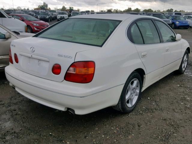 JT8BD68S6X0080368 - 1999 LEXUS GS 300 WHITE photo 4