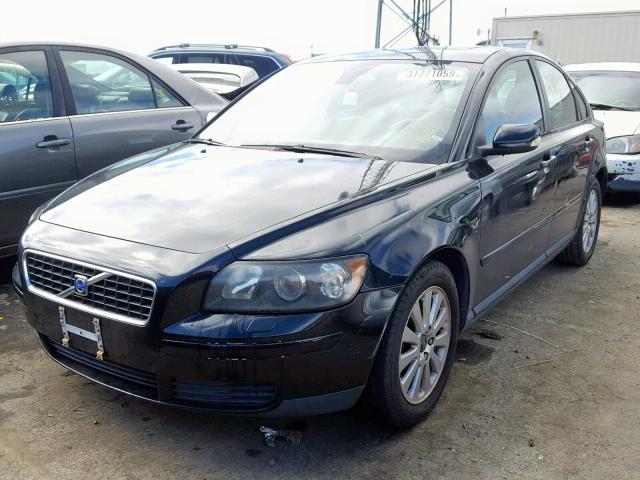 YV1MS382852086232 - 2005 VOLVO S40 2.4I BLACK photo 2