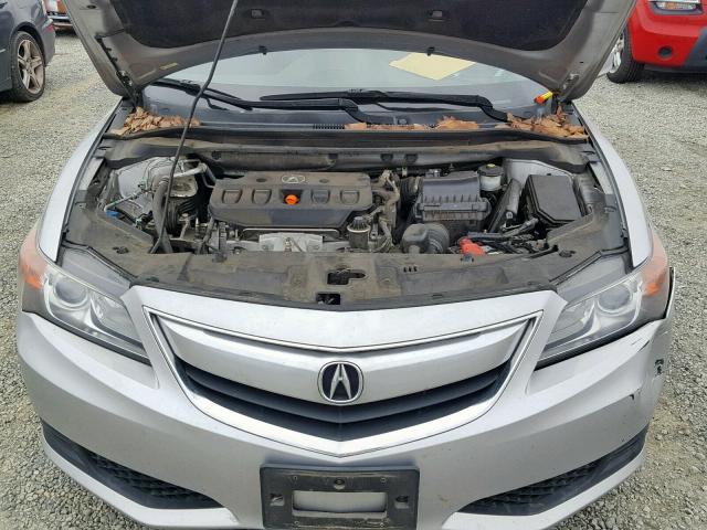 19VDE1F35DE007249 - 2013 ACURA ILX 20 GRAY photo 7