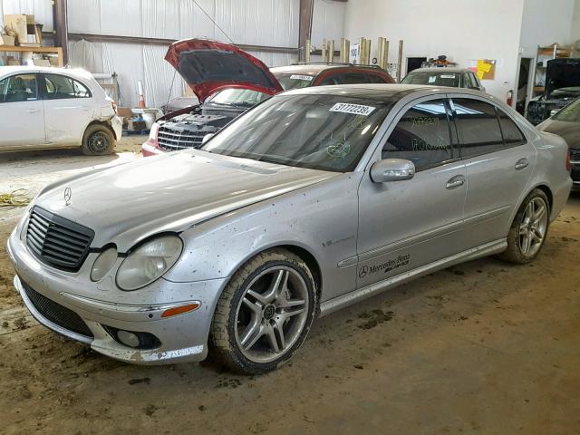 WDBUF76J45A732723 - 2005 MERCEDES-BENZ E 55 AMG SILVER photo 2