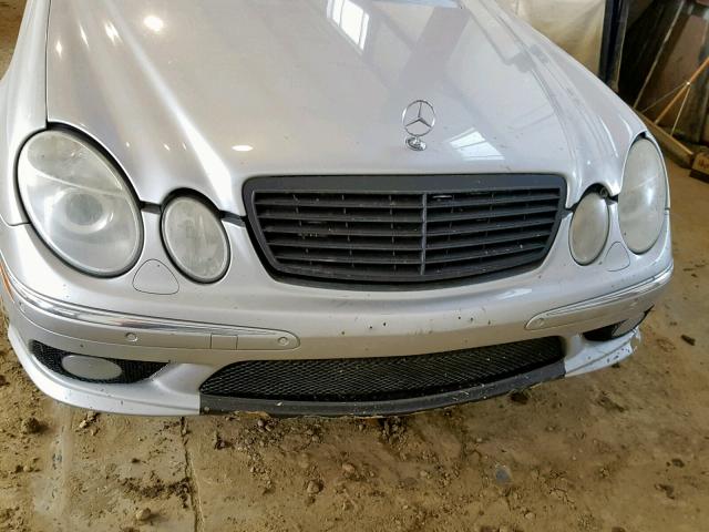 WDBUF76J45A732723 - 2005 MERCEDES-BENZ E 55 AMG SILVER photo 9