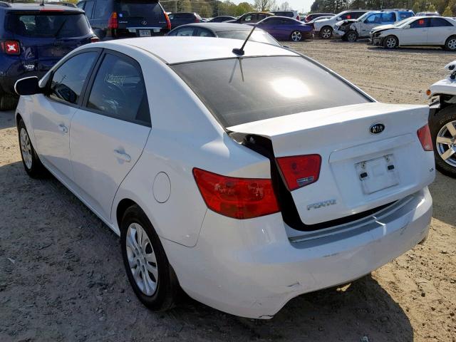 KNAFU4A24D5715178 - 2013 KIA FORTE EX WHITE photo 3