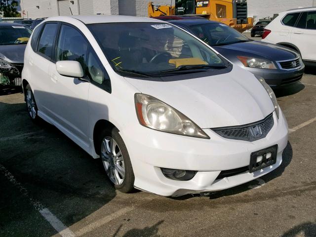 JHMGE8H58BC006157 - 2011 HONDA FIT SPORT WHITE photo 1