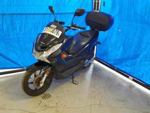 MLHKF1212D5000395 - 2013 HONDA PCX 150 BLACK photo 2