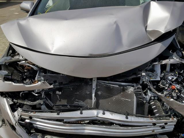 JTDKARFP4J3075749 - 2018 TOYOTA PRIUS PRIM 石墨色 照片 7