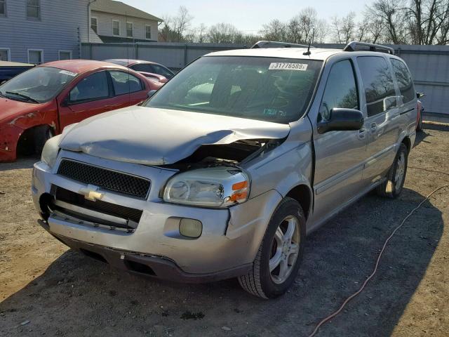 1GNDV33LX5D185966 - 2005 CHEVROLET UPLANDER L 银色 照片 2