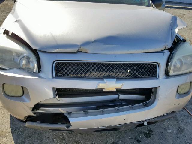 1GNDV33LX5D185966 - 2005 CHEVROLET UPLANDER L 银色 照片 9