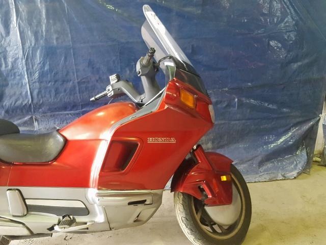 JH2RC3403LM101001 - 1990 HONDA PC800 RED photo 5