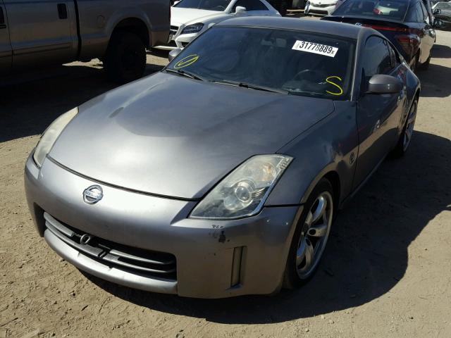 JN1BZ34D97M500953 - 2007 NISSAN 350Z COUPE GRAY photo 2