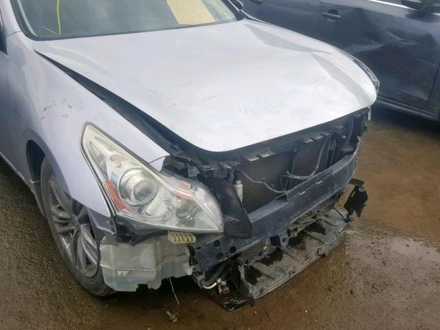 JN1CV6AP6AM201914 - 2010 INFINITI G37 BASE SILVER photo 9