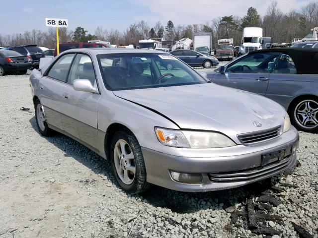 JT8BF28G510324470 - 2001 LEXUS ES 300 SILVER photo 1