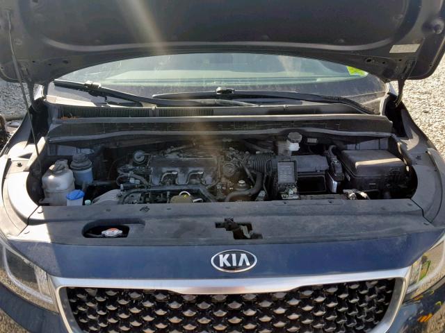 KNDMB5C13G6179252 - 2016 KIA SEDONA LX BLUE photo 7