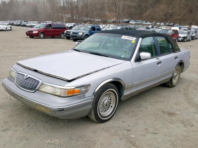 2MELM75W7TX649337 - 1996 MERCURY GRAND MARQ SILVER photo 2