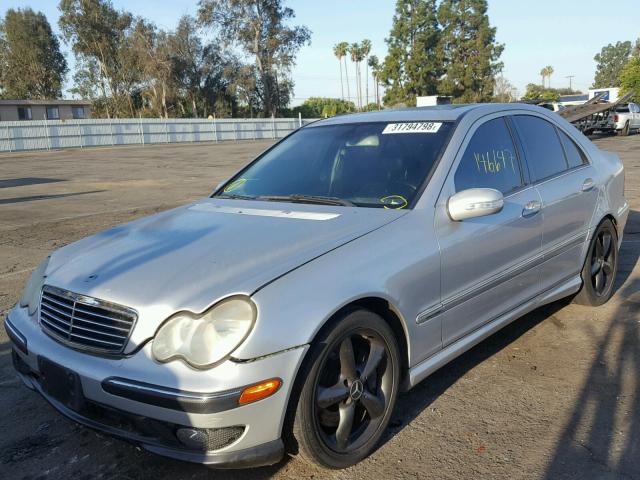 WDBRF40J85A676590 - 2005 MERCEDES-BENZ C 230K SPO SILVER photo 2