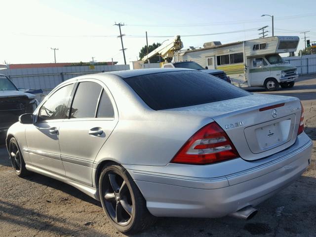 WDBRF40J85A676590 - 2005 MERCEDES-BENZ C 230K SPO SILVER photo 3