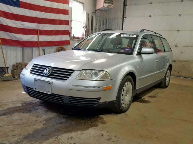 WVWND63BX4E015088 - 2004 VOLKSWAGEN PASSAT GL SILVER photo 2