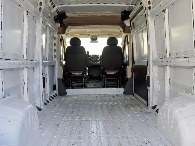 3C6TRVDG7JE147858 - 2018 RAM PROMASTER 白色 照片 6