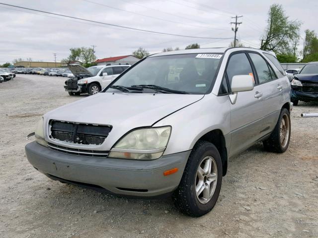 JTJHF10U610168282 - 2001 LEXUS RX 300 SILVER photo 2