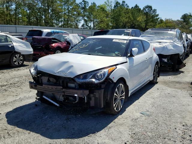 KMHTC6AE8GU292917 - 2016 HYUNDAI VELOSTER T WHITE photo 2