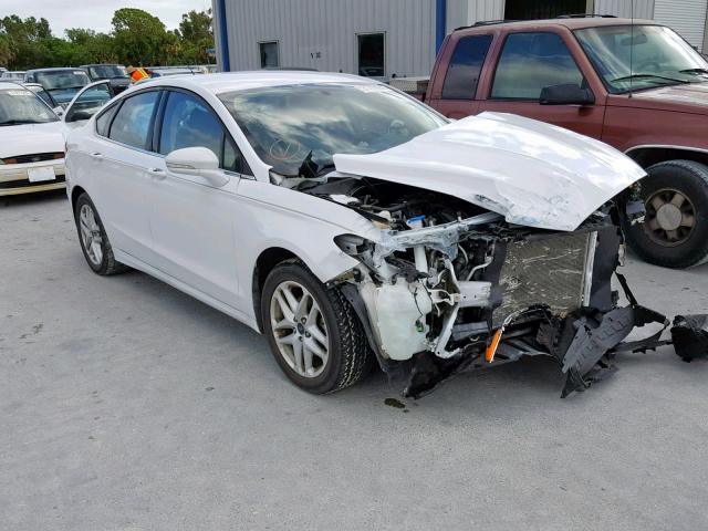 3FA6P0H78GR254983 - 2016 FORD FUSION SE WHITE photo 1