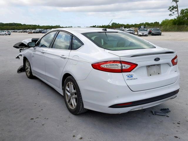 3FA6P0H78GR254983 - 2016 FORD FUSION SE WHITE photo 3