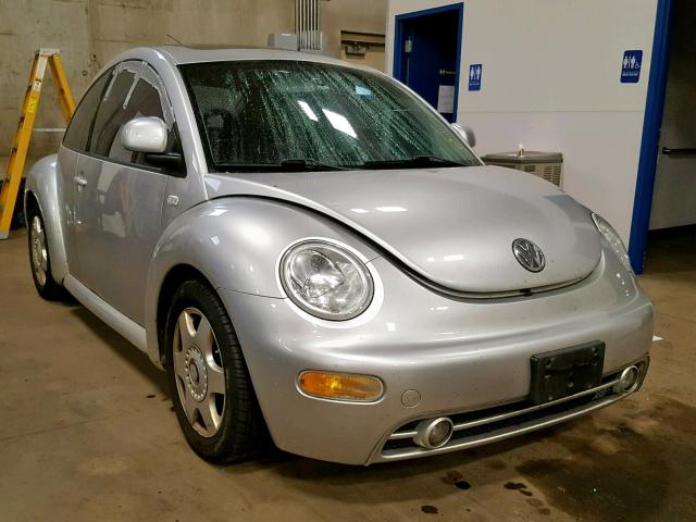 3VWDD21C8YM499548 - 2000 VOLKSWAGEN NEW BEETLE ვერცხლისფერი ფოტო 1