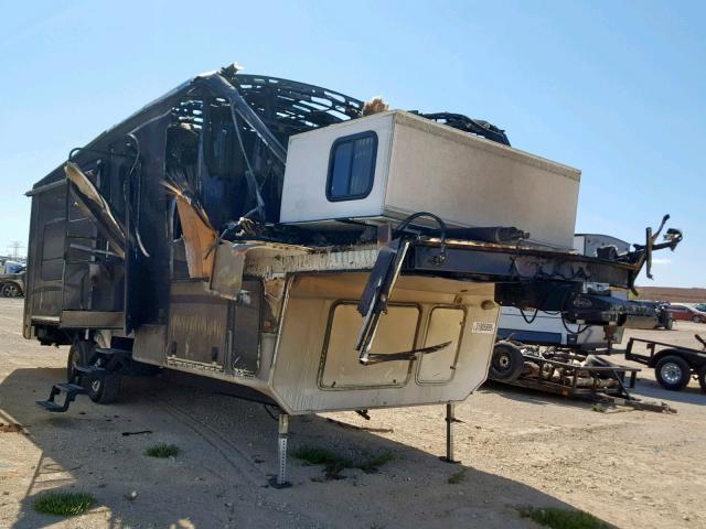 4YDF31020C4700779 - 2012 KEYSTONE MONTANA WHITE photo 1