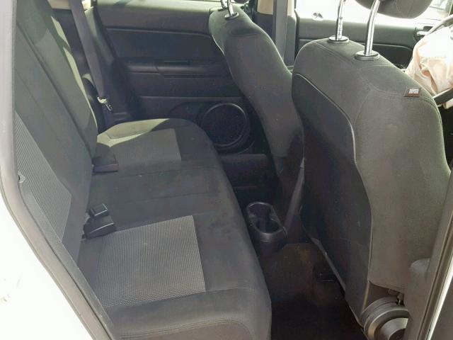 1C4NJCBA2GD687835 - 2016 JEEP COMPASS SP 白色 照片 6