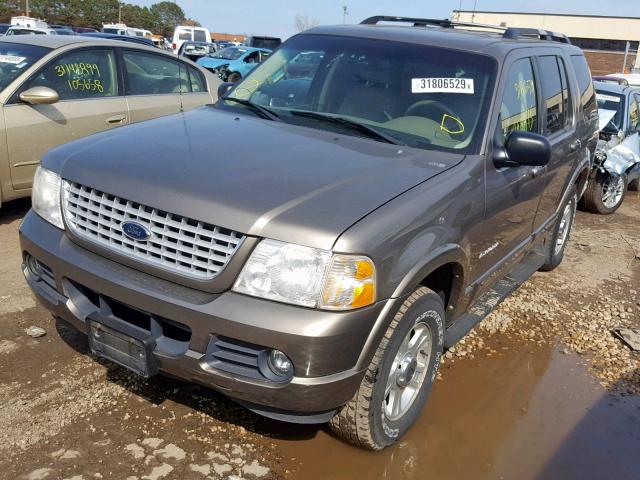 1FMZU75E92ZA50124 - 2002 FORD EXPLORER L TAN photo 2